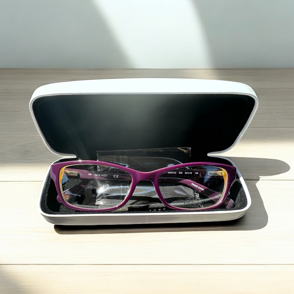 Nine West Plum Frame